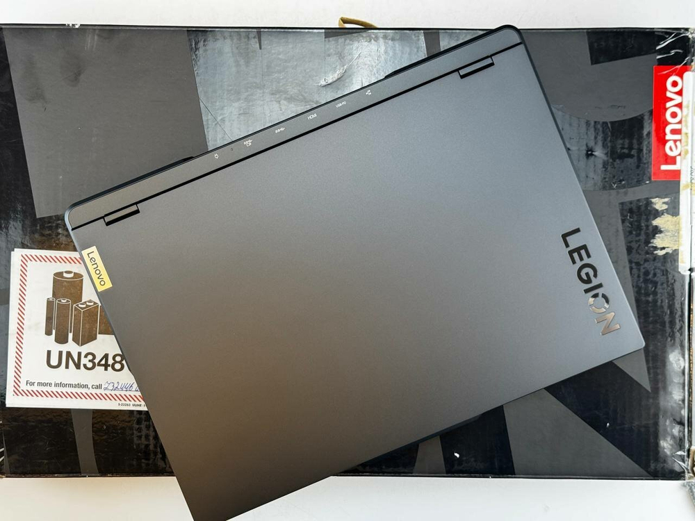 16" Ноутбук Игровой Lenovo Legion 5 Pro 16IRX8, 2560 × 1600 IPS 240 Hz, Core i7-13700HX 4,9ГГц, Nvidia GeForce RTX 4060 8 Gb 140Watt, RAM 16 DDR5, 512Gb SSD