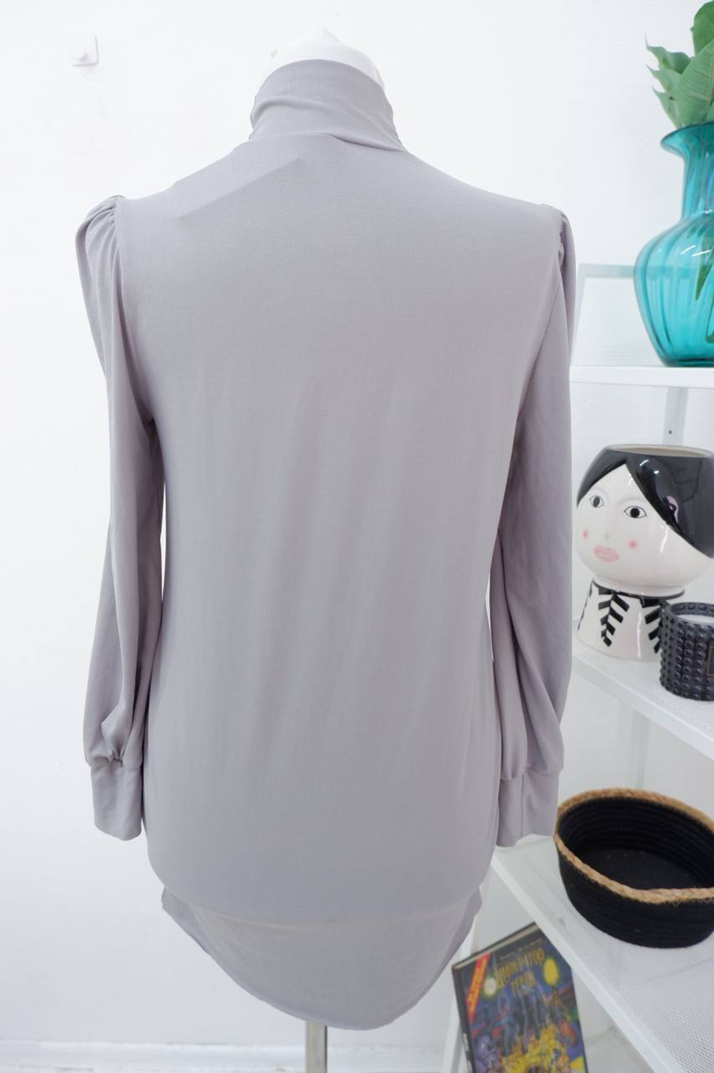 Блузка серая 46 размер