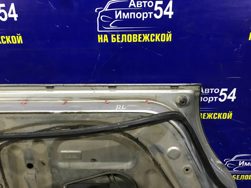 Дверь задняя левая TOYOTA IPSUM 1997