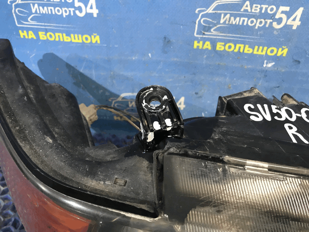 Фара передняя правая TOYOTA VISTA 1999