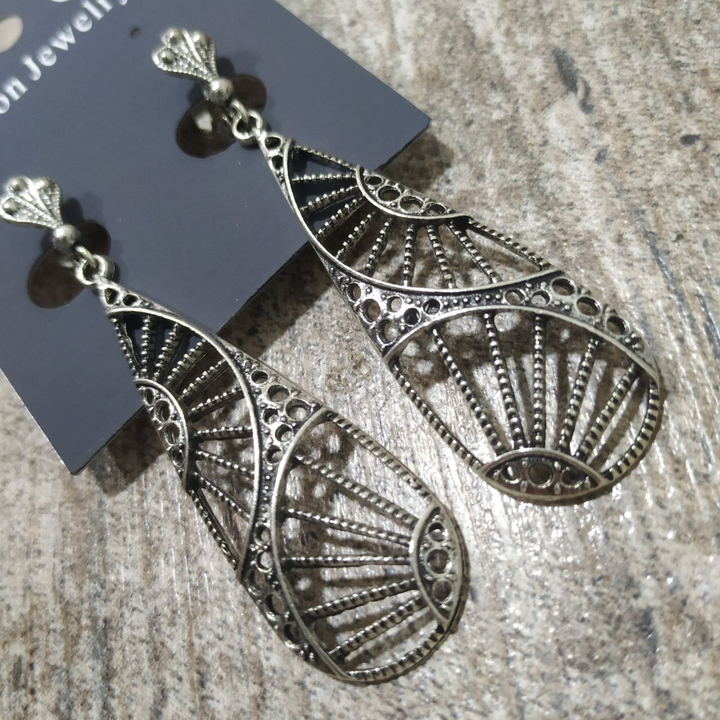 Серьги на англ.заст Bohemia Капля удлиненная широкая мандалы металл античный серебристый