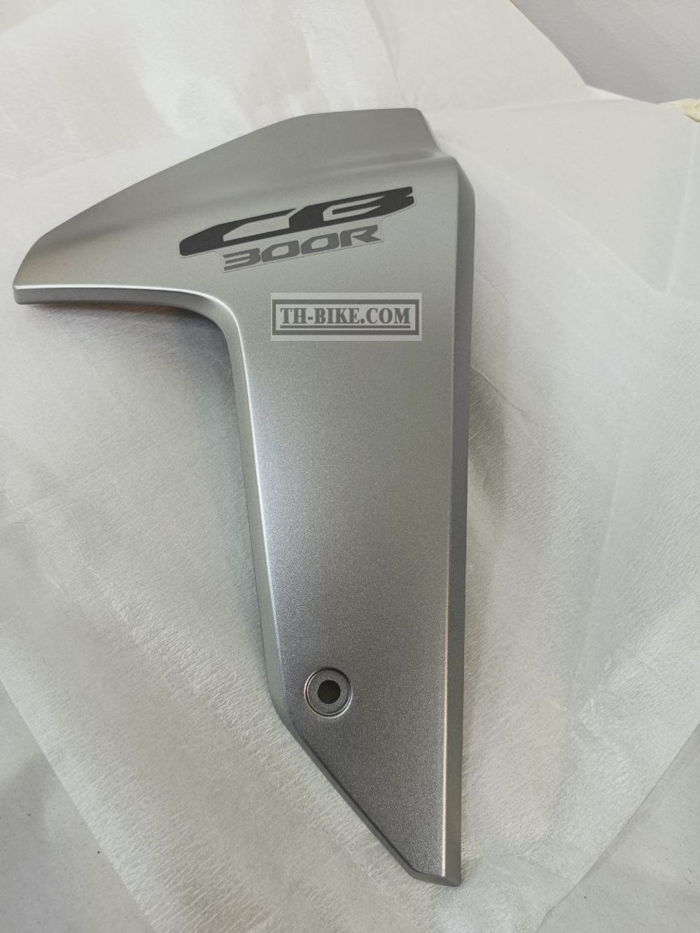 64450-K0A-E10ZA. SHROUD SET, R. (WL). HONDA