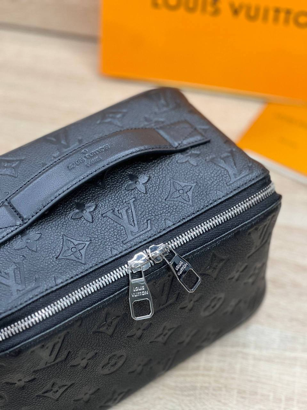 Несессер Louis Vuitton