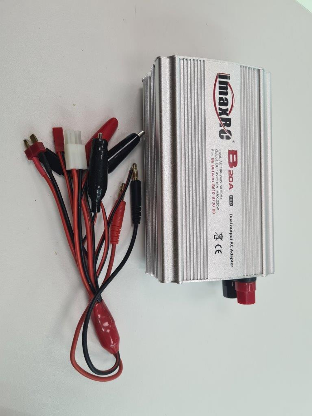 Блок питания iMaxRC B20 Pro