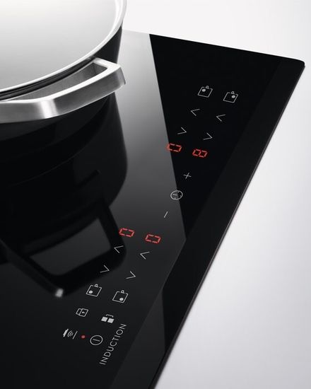 Индукционная варочная панель Electrolux LIT 60433