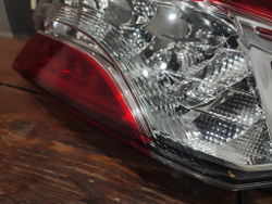 Фонарь пpавый LED Toyota Camry 70 USA 17-нв Б/У Оригинал 8155006730