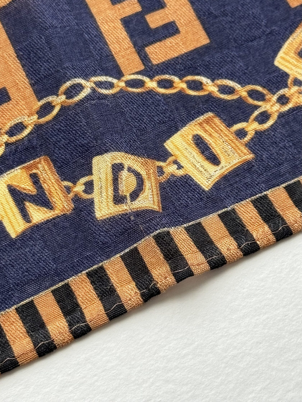 Платок тёмно-синий Fendi