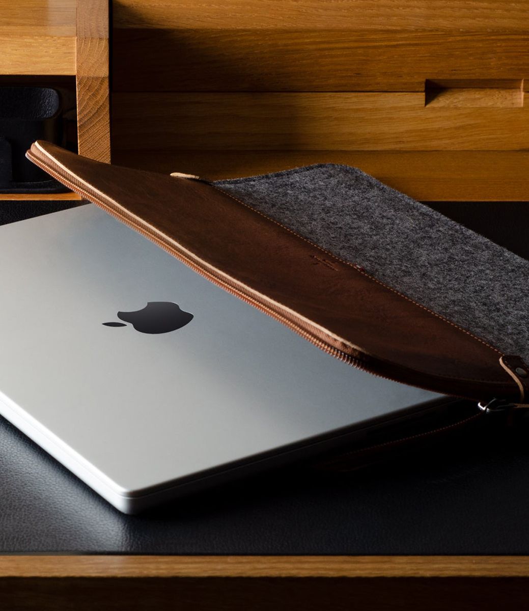Hard Graft 50/50 Macbook Pro Sleeve — чехол для MacBook Pro 15"