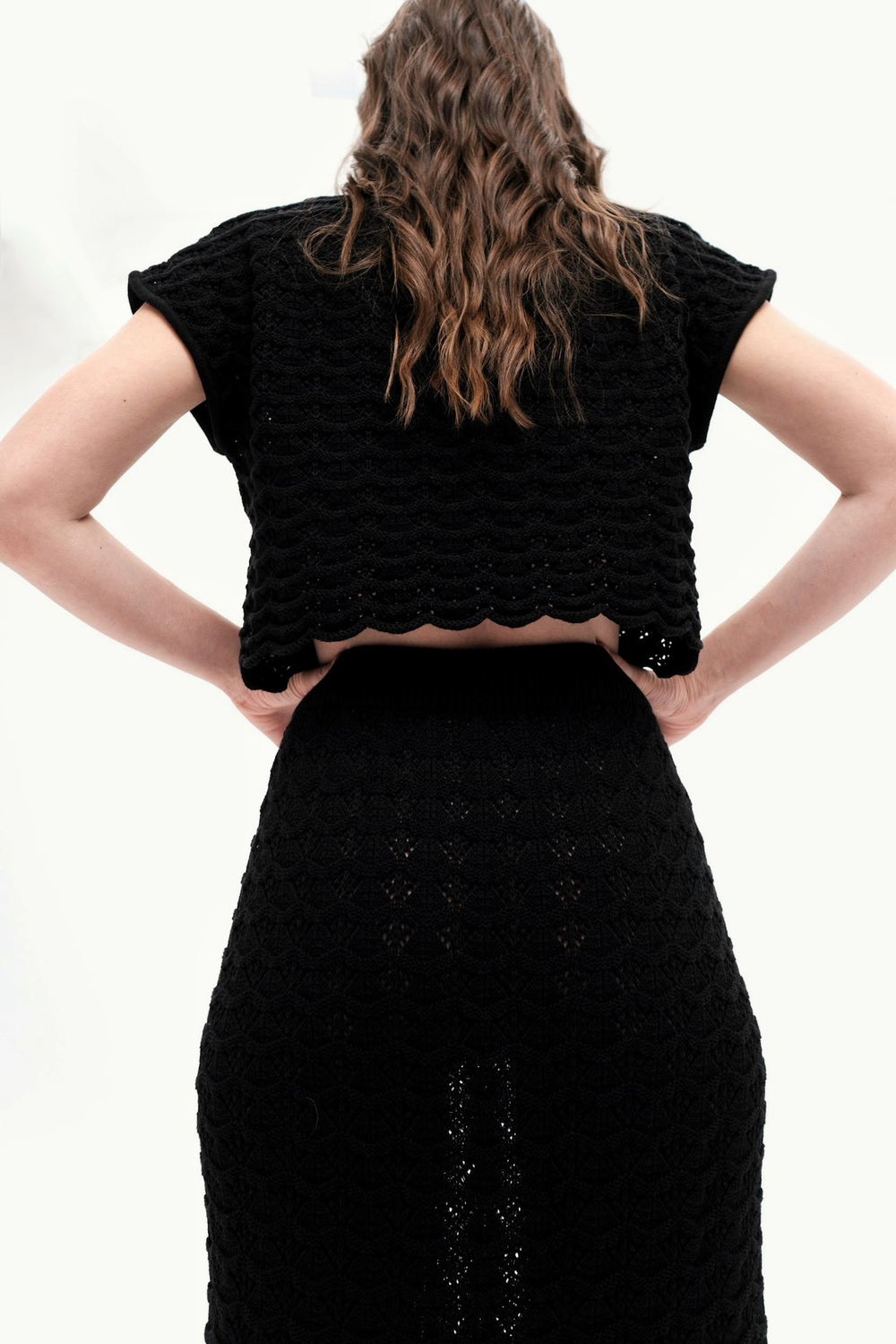 Чёрная трикотажная юбка