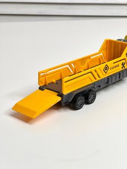 Машина Лесовоз для игры, инерционная (201850097)