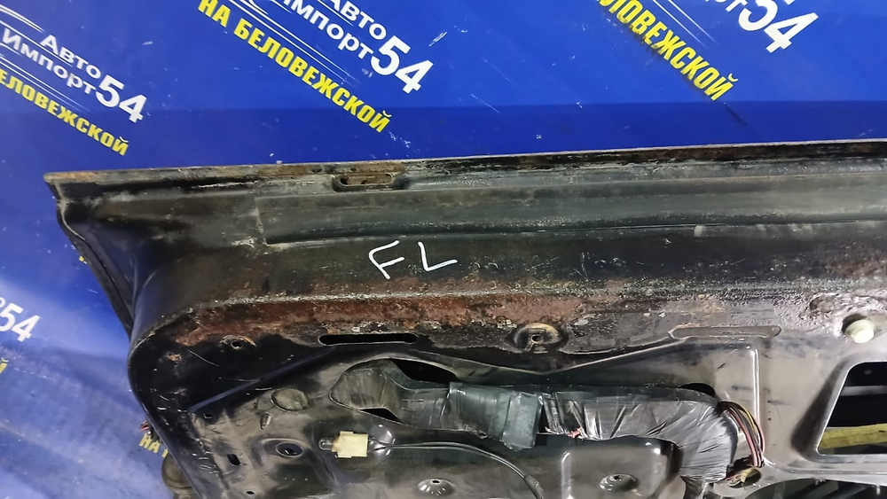 Дверь передняя левая FORD EXPLORER 1997