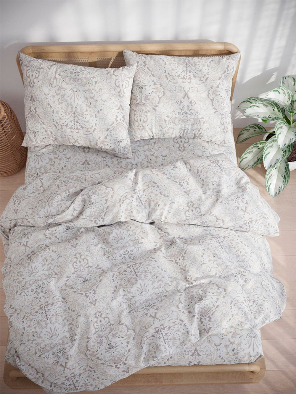 Простынь на резинке  полисатин Simple House "Интарсия" 160x200 см