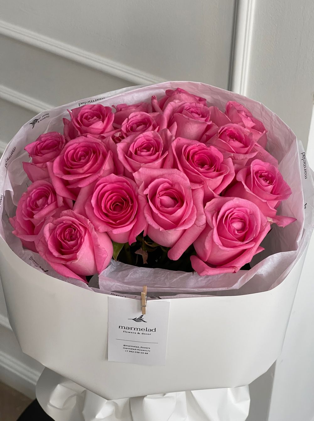 Букет из розовых роз 17шт