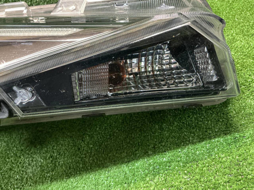 Фара правая Hyundai Elantra 7 CN7 (20-23) галоген