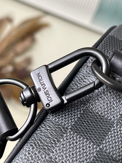 Louis Vuitton Steamer Messenger Bag