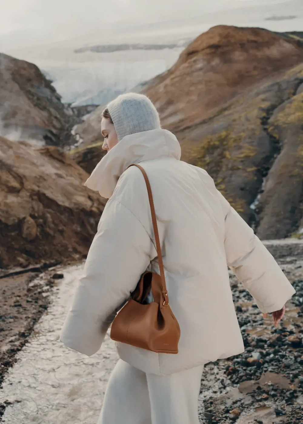 POLENE СУМКА NUMERO NEUF MINI, ЦВЕТ ВЕРБЛЮЖЬЕЙ ШЕРСТИ