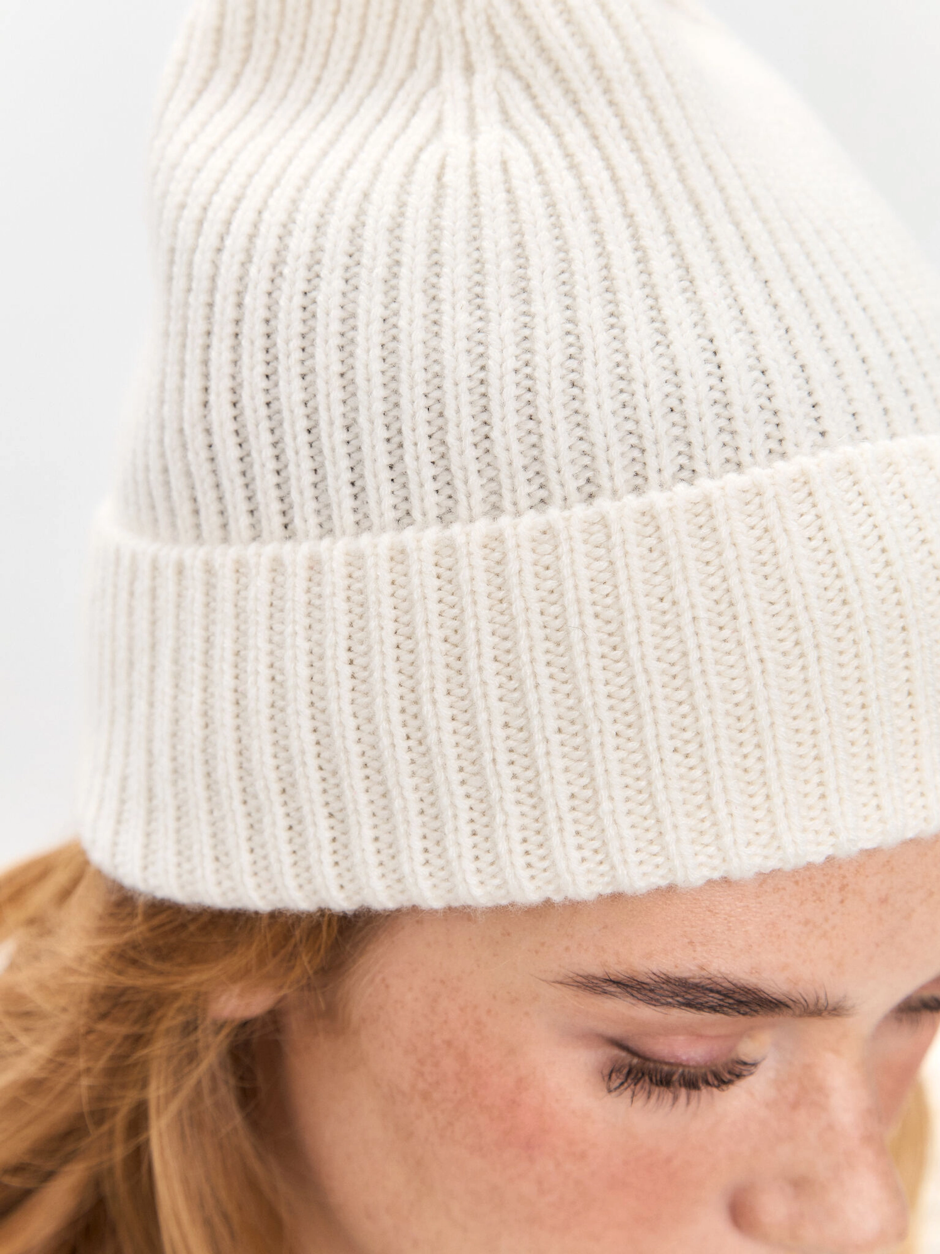 Шапка из кашемира