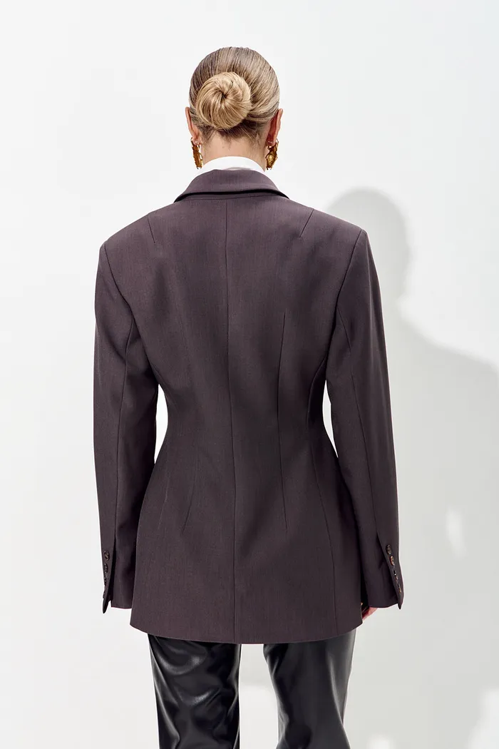Приталенный пиджак "песочные часы" цвета графит