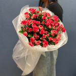 Букет из кустовых пёстрых роз #38