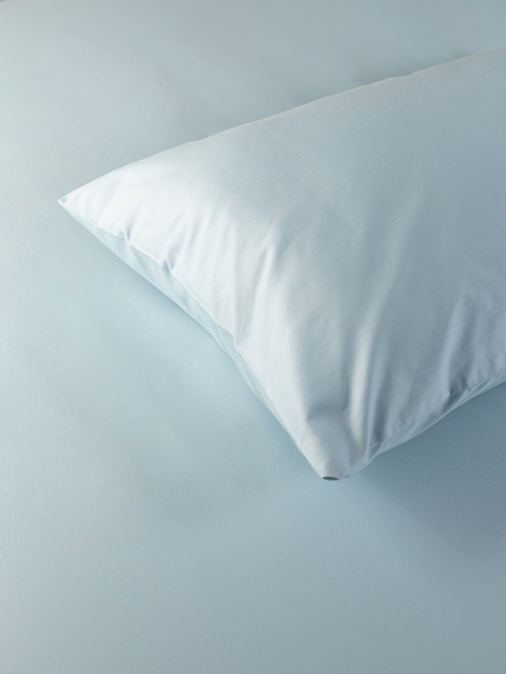 Наволочки 50 на 70 сатин небесная