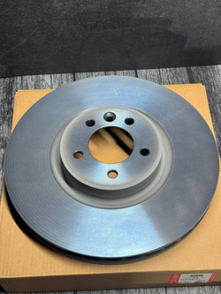 Тормозной диск передний Land Rover LR016176