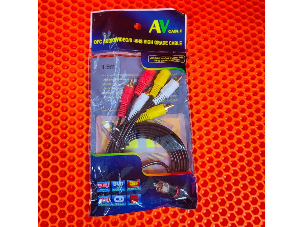 Кабель Dream V33 3RCA / 3RCA 1.5 м