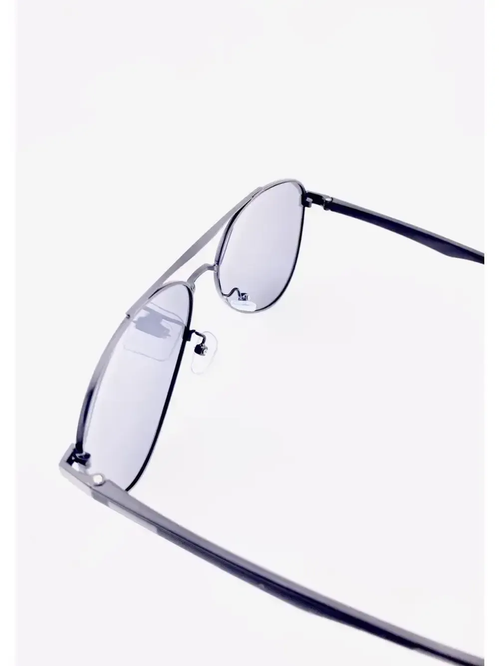 Очки солнцезащитные