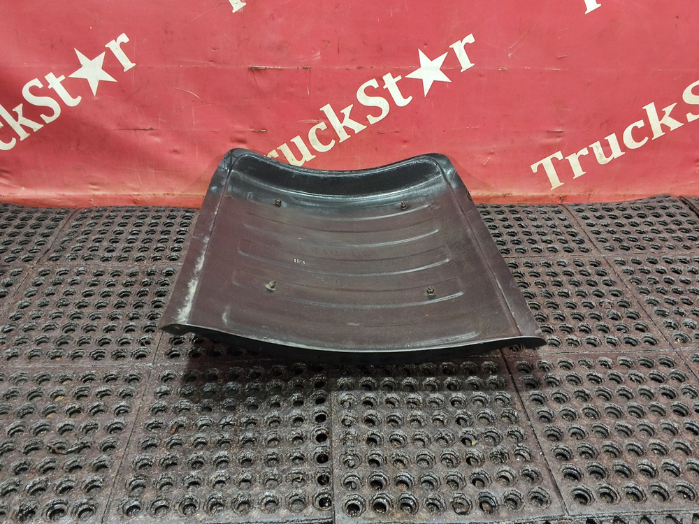 Крыло заднее задняя часть