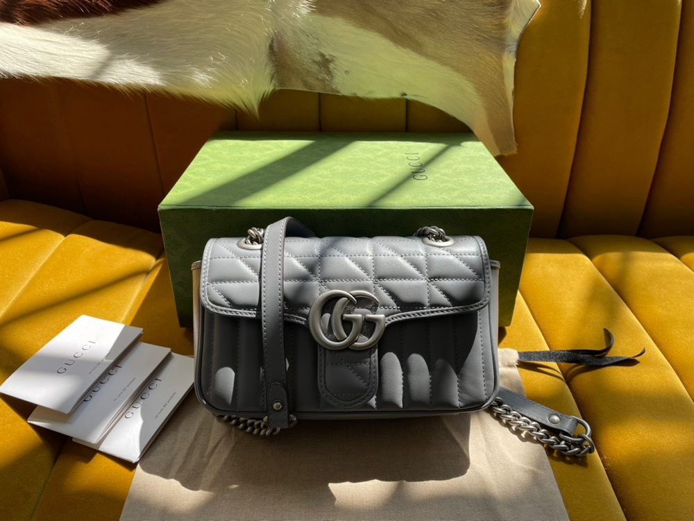 Gucci Marmont 22 cm
