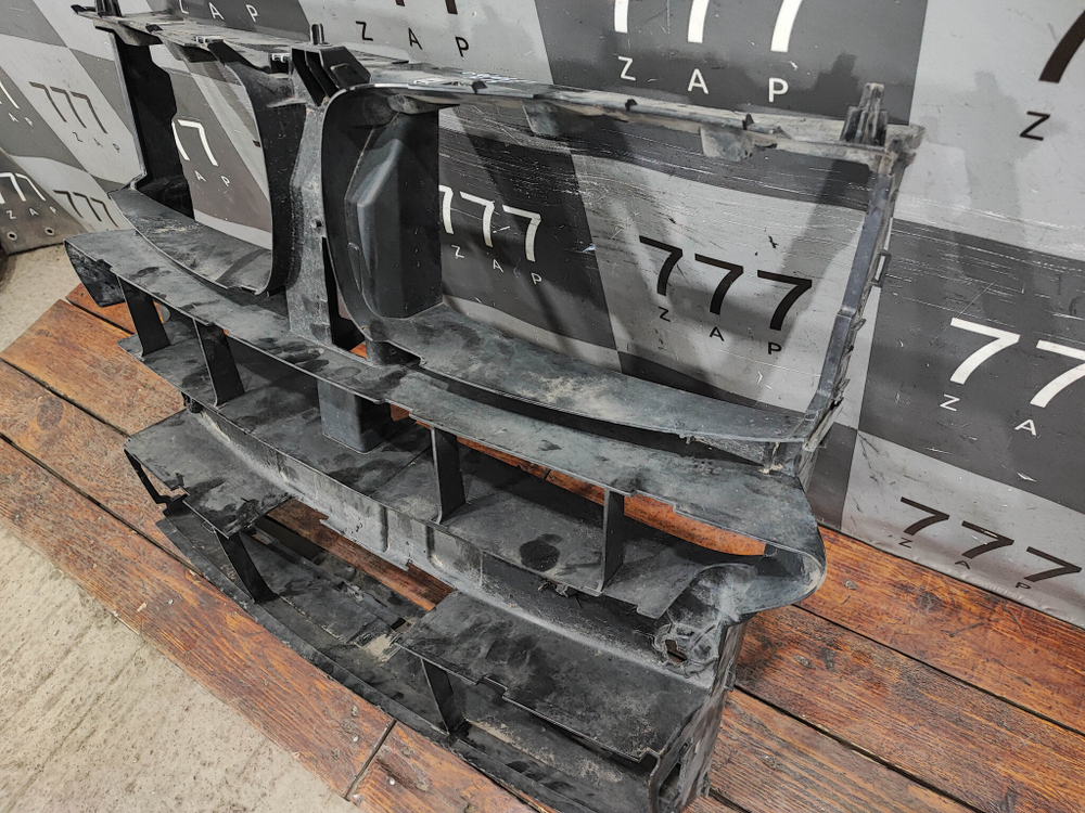 Воздуховод радиатора BMW X5 (F15) 13-18 Б/У Оригинал 51747343798