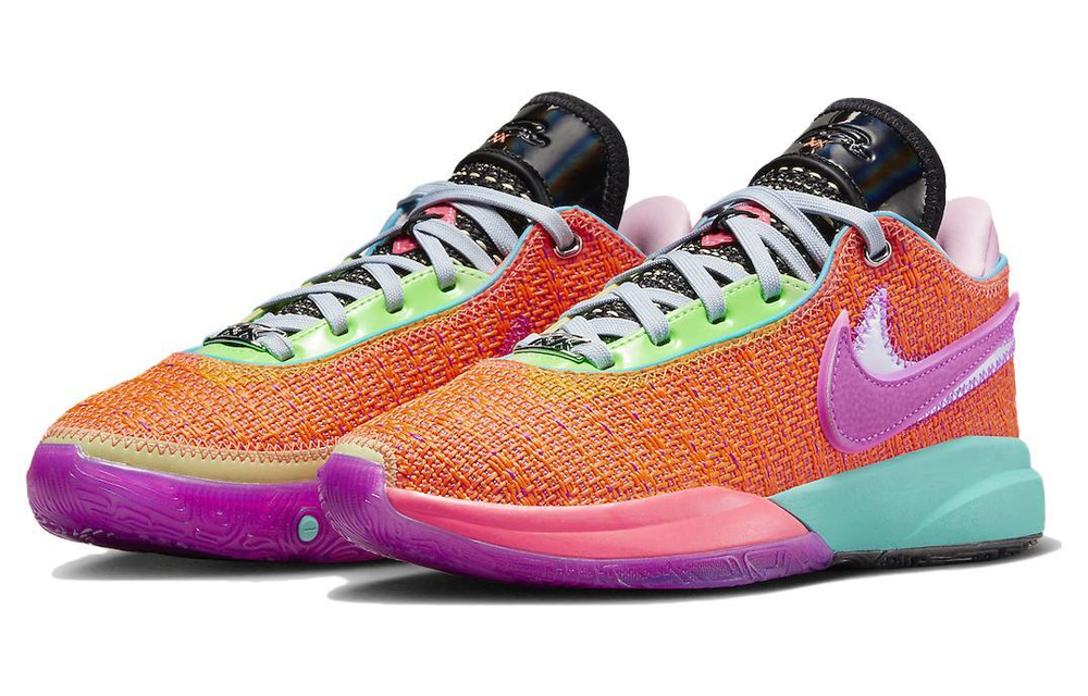 Кроссовки Nike Lebron 20 Chosen 1
