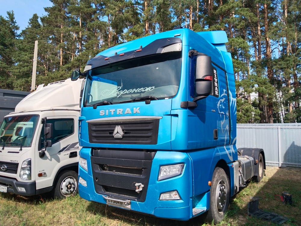 SITRAK C7H 4x2 Седельный тягач ZZ4186V361HE (Дизельный, 10,5 л, 441 л.с., АT)
