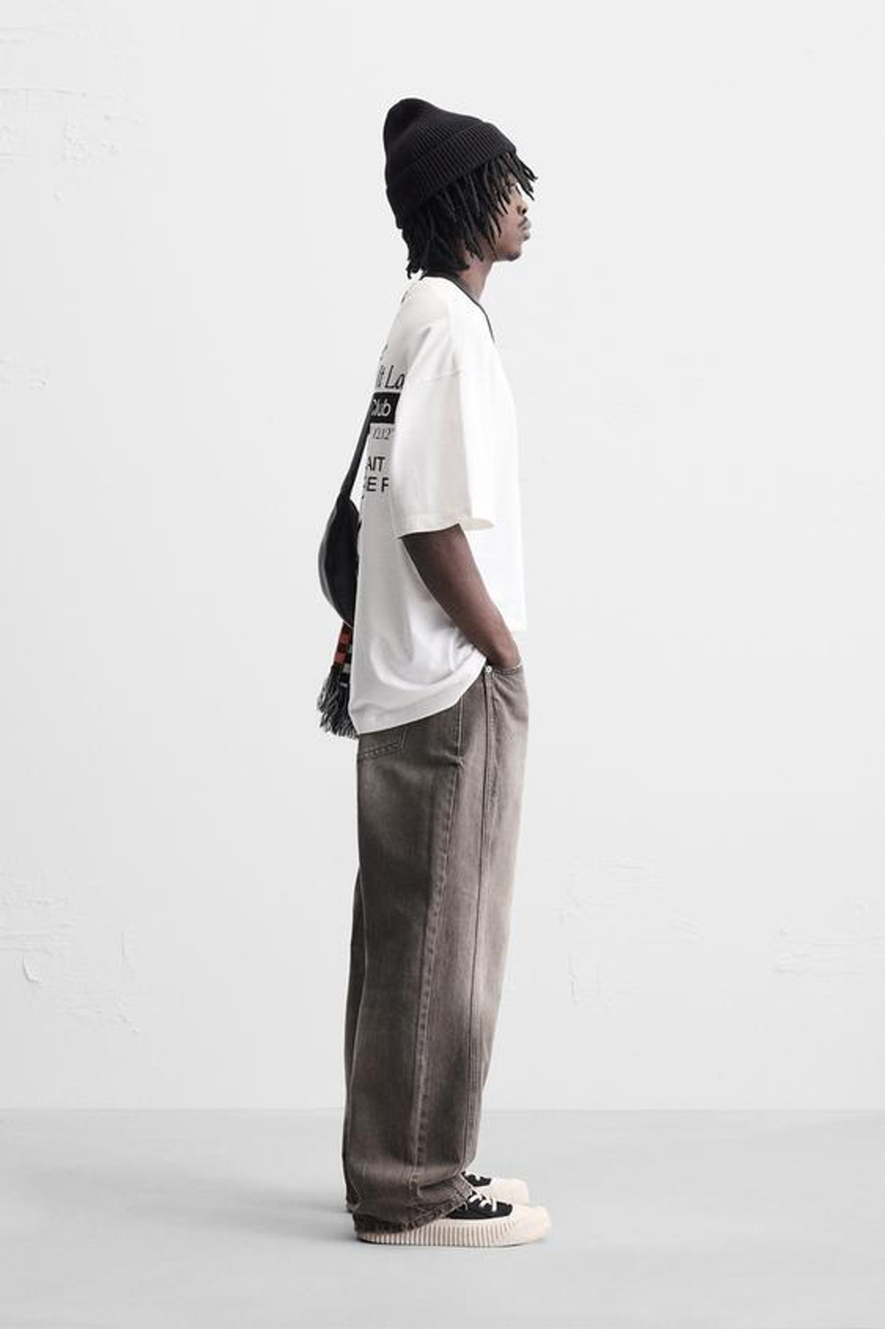 ZARA ФУТБОЛКА С НАДПИСЬЮ, ЖЕЛТОВАТО-БЕЛЫЙ