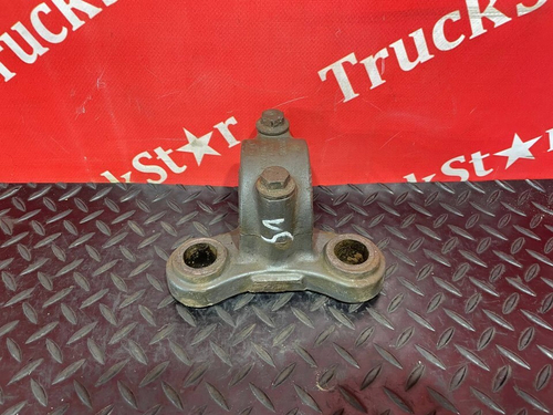 Кронштейн стабилизатора переднего