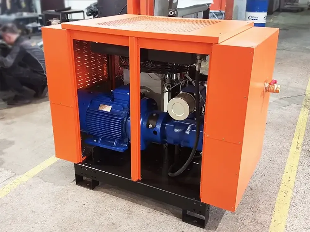 Винтовой компрессор ЗИФ-СВЭ 3,5/0,7 ШР цеховой -40°... +40°С