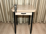 Раскладной стол с ящиком на черных ножках Bilbao marble