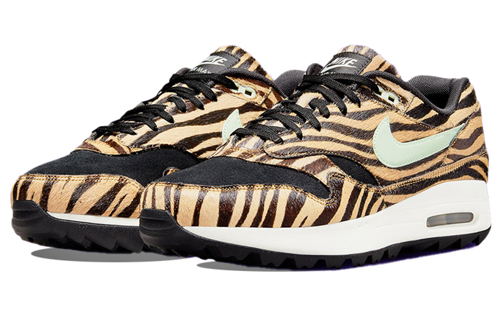 Nike golf tiger hotsell
