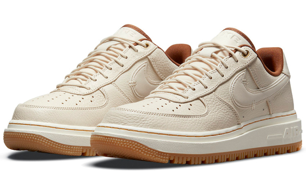 Кроссовки Nike Air Force 1 Luxe "Pecan"