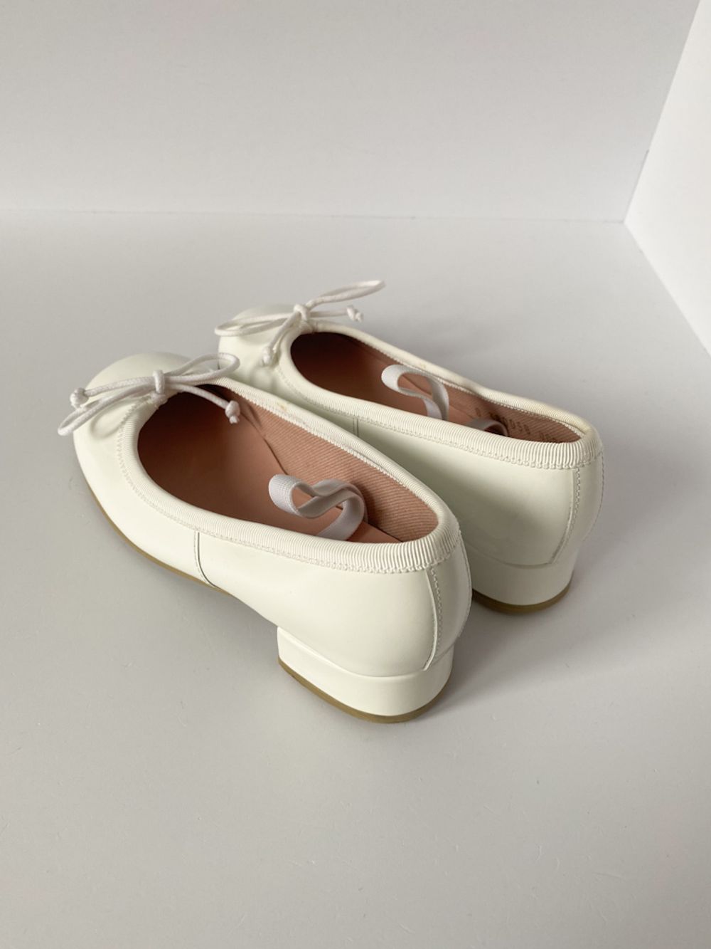 Новые лаковые туфли Pretty Ballerinas, 28