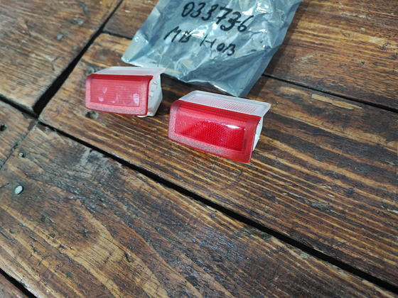 Плафоны подсветки двери Mercedes E (W213) Новые Оригинал A0028201901