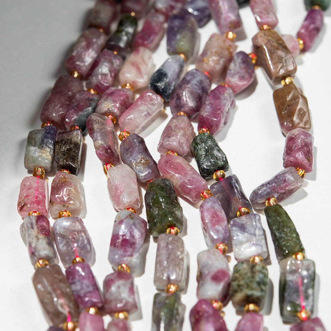 Турмалин натуральный, бочонки с гранями, 10-13*6-8мм