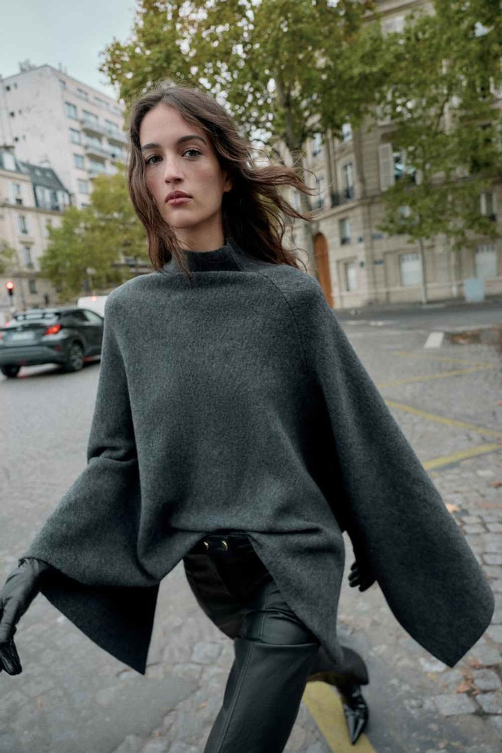 ZARA ТРИКОТАЖНАЯ НАКИДКА С ВЫСОКИМ ВОРОТНИКОМ, СЕРЫЙ