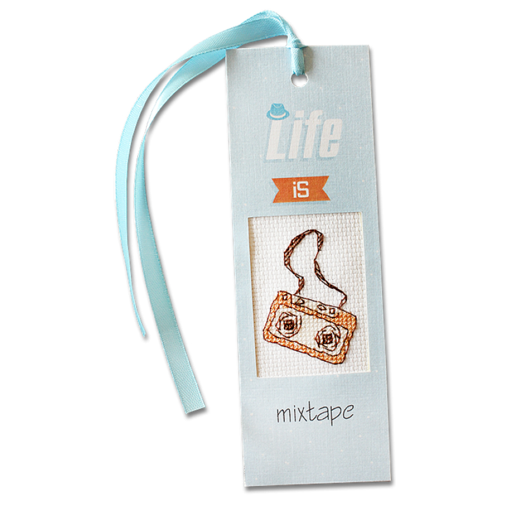 Набор для изготовления закладки с вышитым элементом "Life is mixtape", 5,5 х 15 см (10013030/220118/