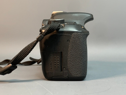 Canon 600D kit 18-55mm 3.5-5.6 IS ll 12.498 Кадров