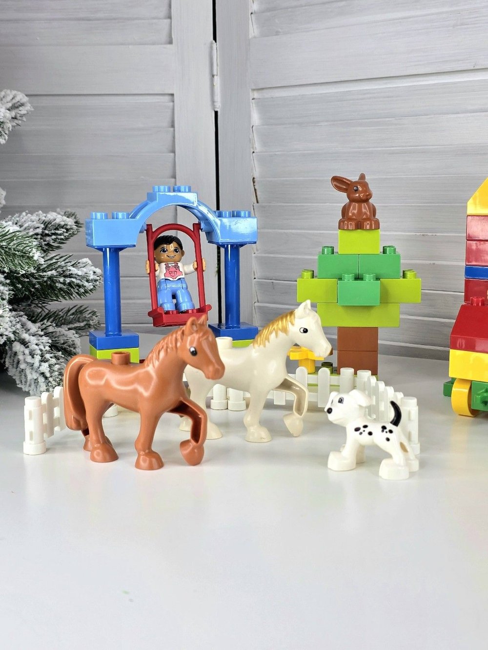 Конструктор блочный 100 деталей со столиком (100816232)