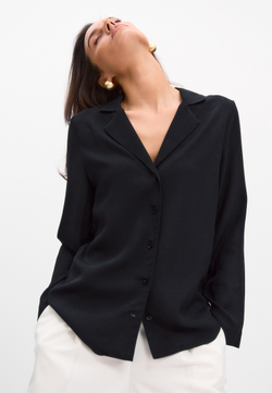 Рубашка свободного кроя черная