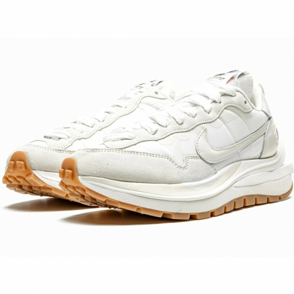 Nike X Sacai Vaporwaffle Sail Gum Sneaker