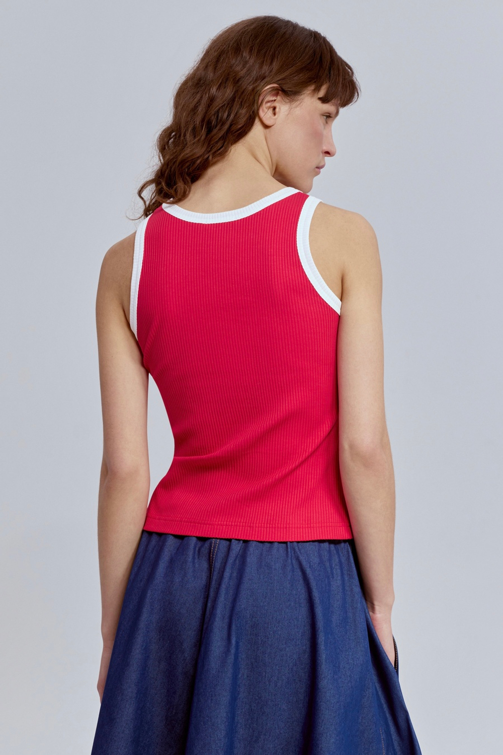 Топ из хлопковой рибаны с контрастной отделкой