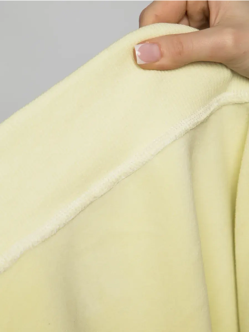 Толстовка утепленная с капюшоном