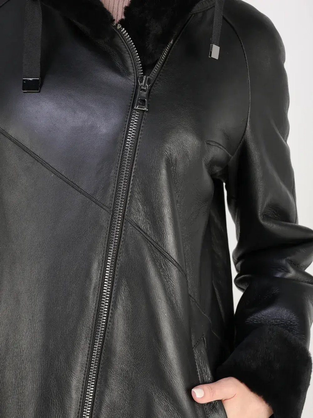 Дубленка зима натуральная удлиненная с капюшоном